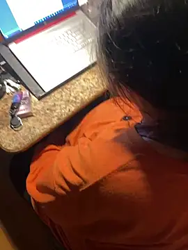 Snapshot of WilldoPita chatting on 03.01.25 WilldoPita online show from 03.01.25