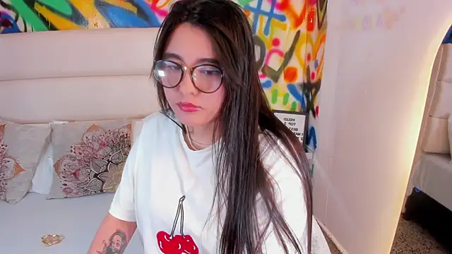 Liana Bernocchi online show from 11.12.25