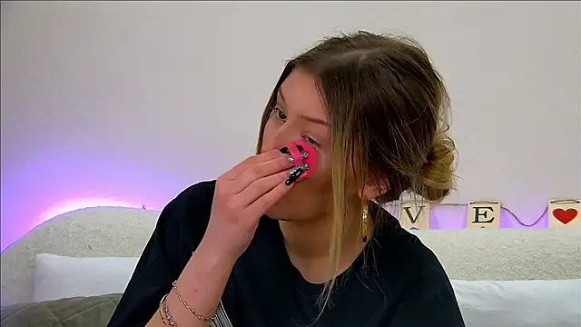 LiliaBianka online show from 02.17.25