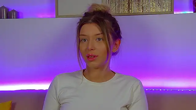 LiliaBianka online show from 02.28.25