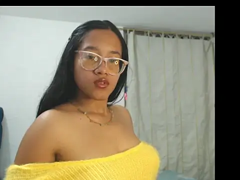 Snapshot of MargarethGarcia chatting on 02.24.26 MargarethGarcia online show from 02.24.26