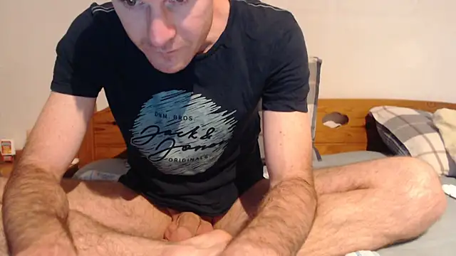 Snapshot of geree84 chatting on 01.22.25 geree84 online show from 01.22.25