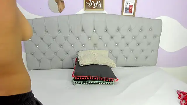 BRIYITHMENA online show from 11.28.25