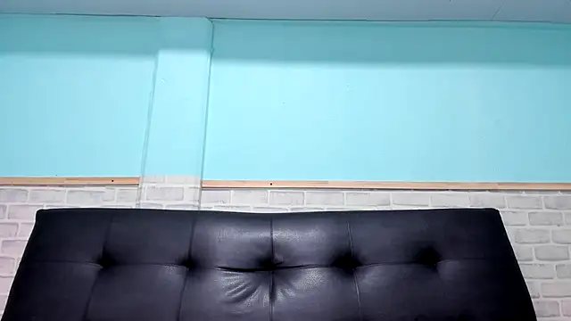 Snapshot of emily_hunter12 chatting on 10.03.25 emily hunter12 online show from 10.03.25