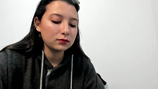 cami-01 online show from 10.17.25