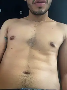 Snapshot of tom_thick chatting on 01.05.25 tom thick online show from 01.05.25