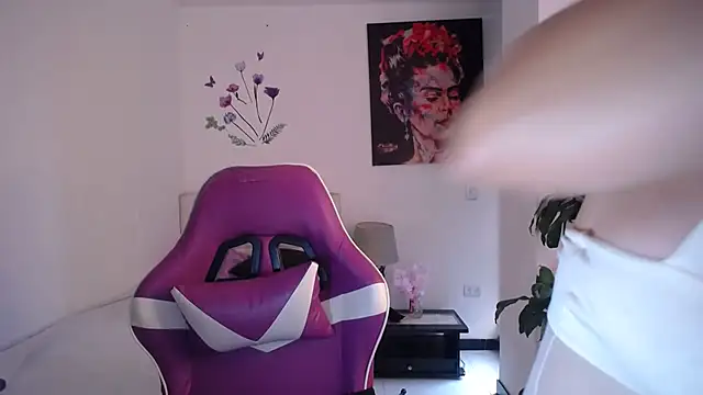 esmeraldaa230 online show from 03.30.26