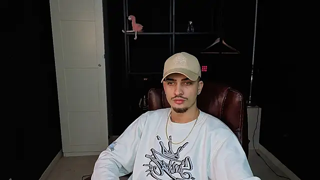 Snapshot of BrandonTate chatting on 02.17.26 BrandonTate online show from 02.17.26