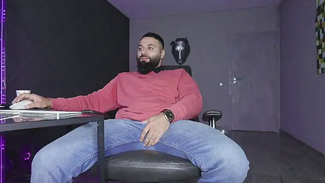 mattmasterss online show from 11.24.25