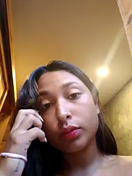 Bonnie Clydeee online show from 11.28.25