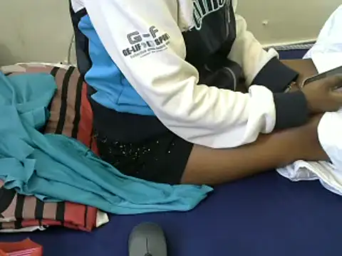 Ma-yolo001 online show from 02.14.25