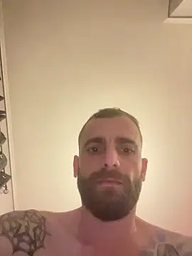 Snapshot of Antonio_Vatooo chatting on 12.26.24 Antonio Vatooo online show from 12.26.24