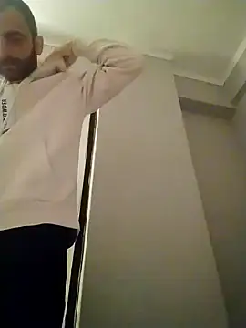 Snapshot of Antonio_Vatooo chatting on 01.18.25 Antonio Vatooo online show from 01.18.25