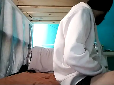 Snapshot of Antonio_Vatooo chatting on 02.27.25 Antonio Vatooo online show from 02.27.25