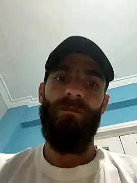 Snapshot of Antonio_Vatooo chatting on 10.01.25 Antonio Vatooo online show from 10.01.25