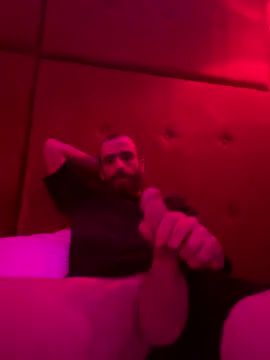 Snapshot of Antonio_Vatooo chatting on 10.02.25 Antonio Vatooo online show from 10.02.25