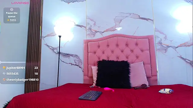 Ema Jonees online show from 09.14.25