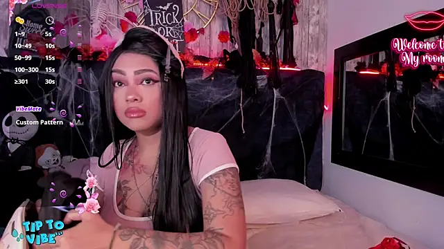 Neko Misaki online show from 11.01.25