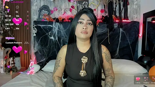 Neko Misaki online show from 11.05.25