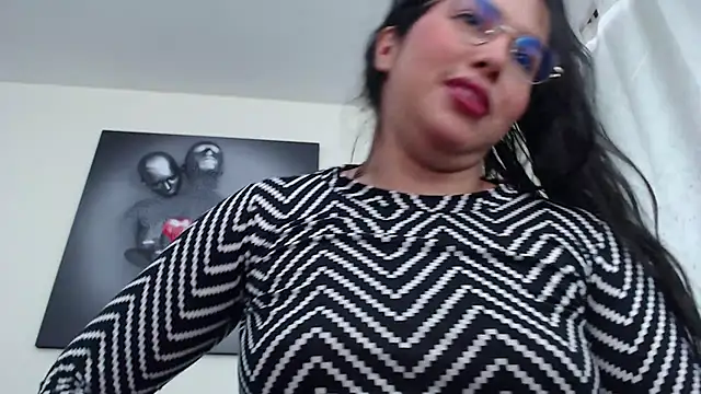 KatrinaRolan online show from 11.13.25