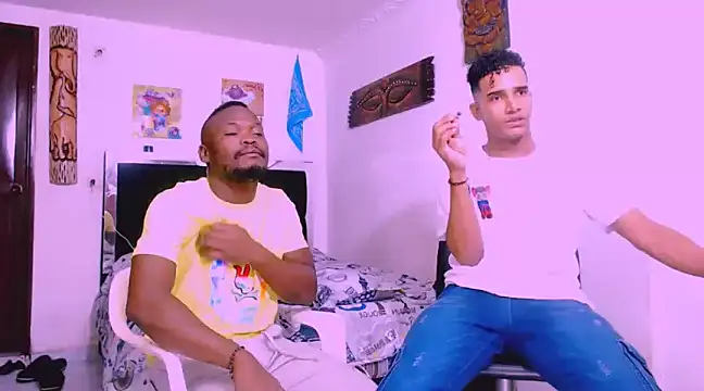 Snapshot of latinhot9631 chatting on 03.20.25 latinhot9631 online show from 03.20.25