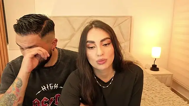 teseo and afroditha  online show from 10.21.25