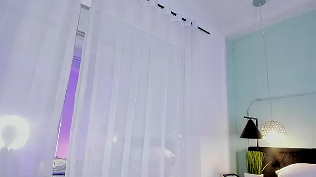 EvaaStevens online show from 03.22.25