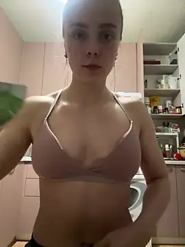 Snapshot of AlisaKissss chatting on 01.25.25 AlisaKissss online show from 01.25.25