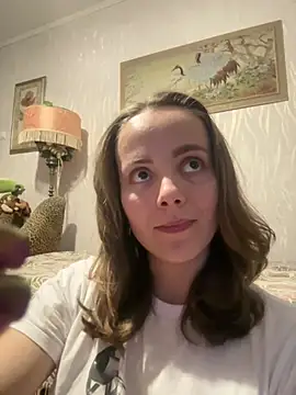 Snapshot of AlisaKissss chatting on 02.14.25 AlisaKissss online show from 02.14.25