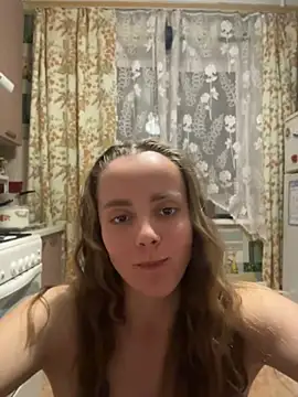 Snapshot of AlisaKissss chatting on 05.17.26 AlisaKissss online show from 05.17.26