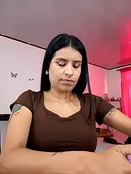 Snapshot of _elektrah chatting on 09.23.25  elektrah online show from 09.23.25