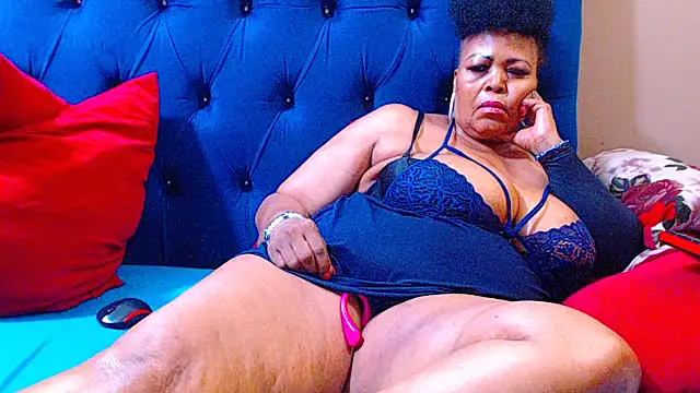 ebonycandy10 online show from 02.28.26