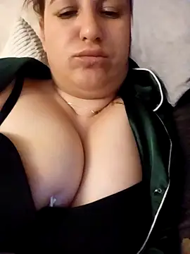 Snapshot of BlackVBarbie chatting on 09.08.25 BlackVBarbie online show from 09.08.25