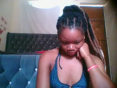 HotJeylee online show from 11.11.25