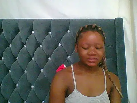 HotJeylee online show from 01.14.26