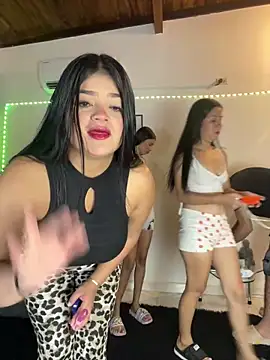 royalgirls x online show from 11.15.25