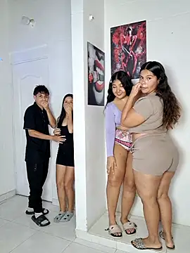 royalgirls x online show from 02.03.26