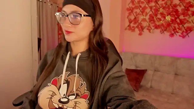 Snapshot of Sweet_Candies chatting on 03.14.25 Sweet Candies online show from 03.14.25