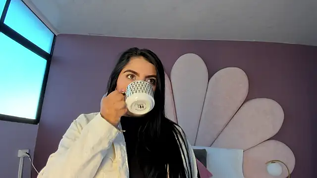 PaulinaDuarte online show from 01.23.25