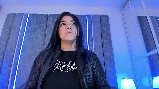 PaulinaDuarte online show from 03.12.25