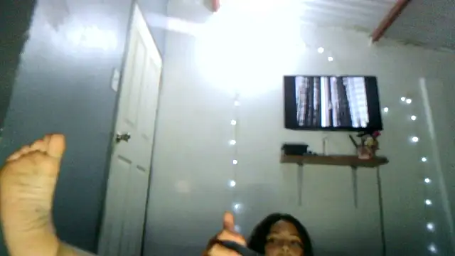 linzeysmith4 online show from 03.18.26