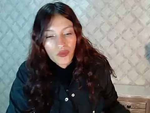 Emma-Wilson online show from 04.11.26