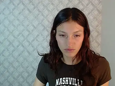 Emma-Wilson online show from 04.15.26