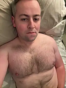 Snapshot of IrishManc chatting on 12.13.24 IrishManc online show from 12.13.24