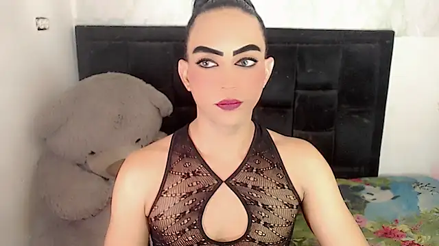 Michell Queen online show from 10.17.25