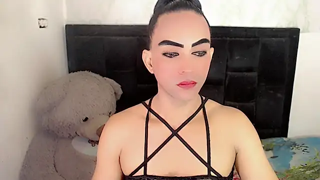 Michell Queen online show from 11.14.25