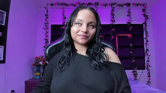 sweelanna   online show from 11.06.25