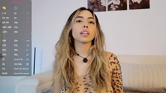 AMELIETARSON online show from 10.24.25