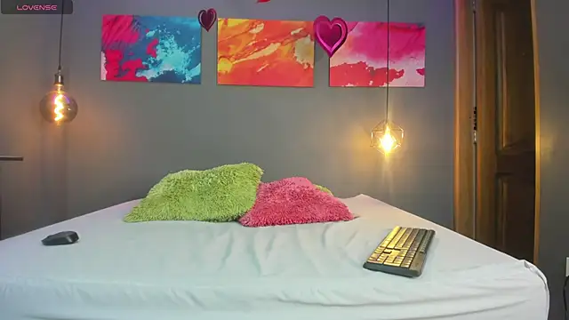 summer lee  online show from 12.14.24