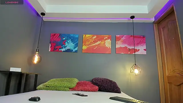 summer lee  online show from 02.15.25